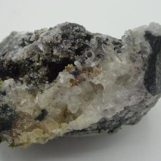 Sphalérite (Blende), carrière aux Petits Caous, Saint-Raphaël, Var.