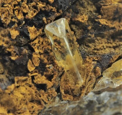 Barytine (Baryte), Mine de La Caunette, Salsigne, Aude.