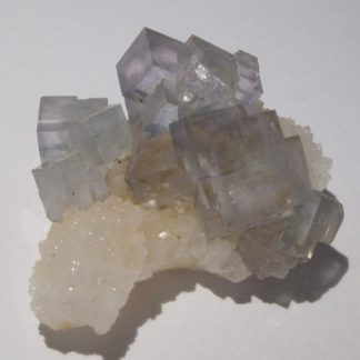 Fluorine bleutée et cristaux de Quartz, mine de L'Avellan, Var.