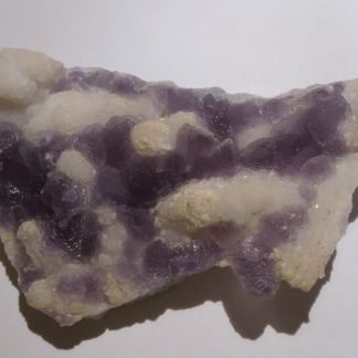 Cristaux de fluorine violette, mine de Maine-Reclesne, Saône-et-Loire.