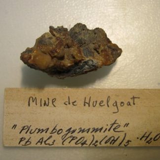 Plumbogummite, Huelgoat, Finistère, Bretagne.