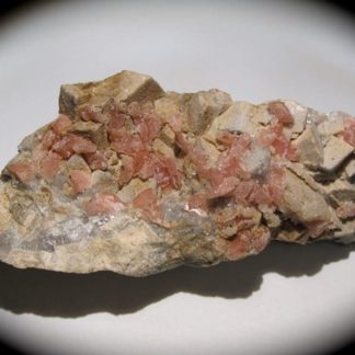 Rhodochrosite (ou Rhodocrosite), mine de Kassandra, Grèce.