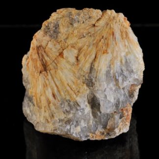 Béryl dans du quartz sur granite (granulite), Ménez Gouaillou, Finistère, Bretagne.