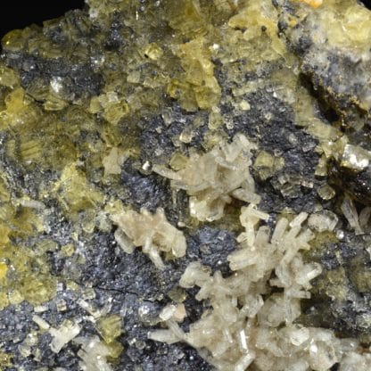 Barytine, fluorine, galène, pyromorphite, Chaillac, Indre.