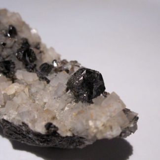 Blende maclée (macle de sphalérite), mine de Trèves, Gard.