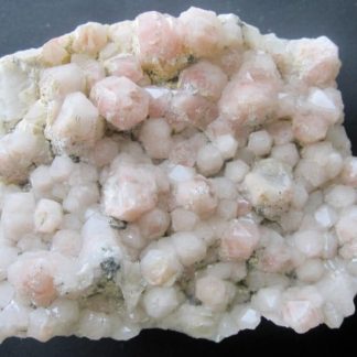 Quartz rose, Brassac-les-Mines, Puy-de-Dôme, Auvergne.