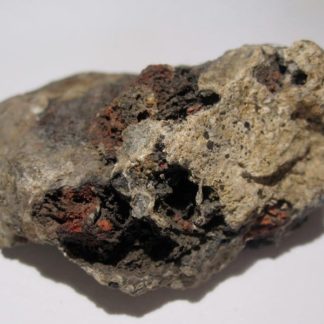 Cinabre et smithsonite, Saint-Arey, près de La Mure, Isère.