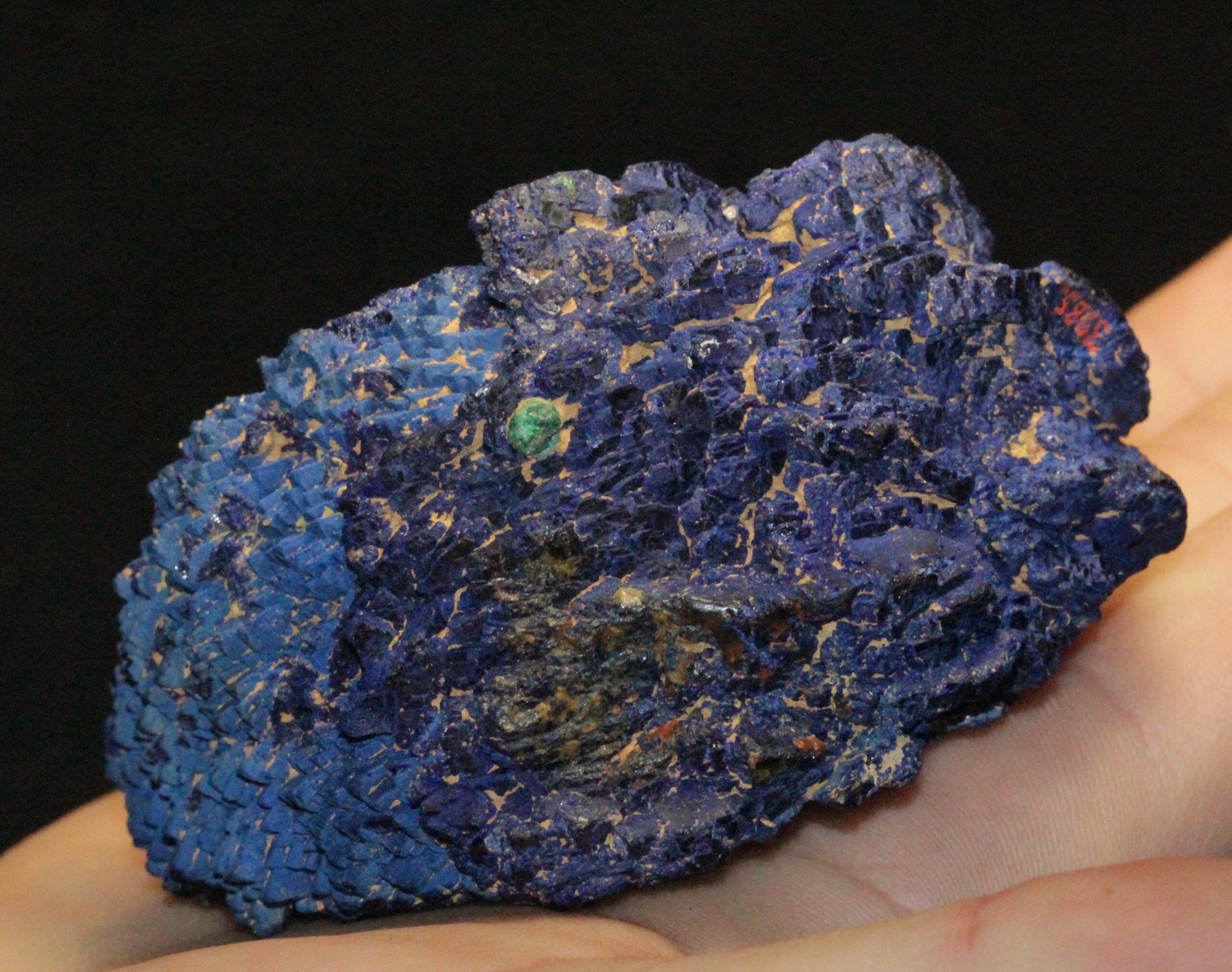Géode d'azurite avec une cuprite (19ème siècle), Chessy-les-Mines, Rhône