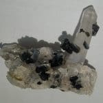 Ilvaïte et quartz, Campiglia Marittima, Grossetto, Italie.