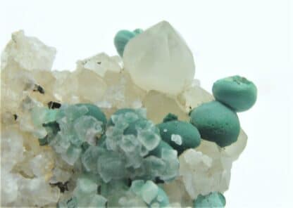 Malachite sur Quartz, Bouche-Payrol, Brusque, Aveyron.