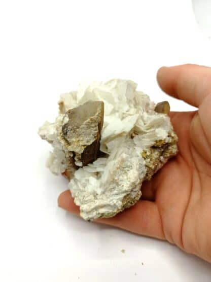 Calcite de pegmatite, Quartz et Muscovite, Carrière Menou, Saint-Salvy, Tarn.