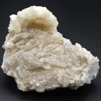 Calcite et baryte, Carrière Carceler, Peyrebrune, Tarn, France.