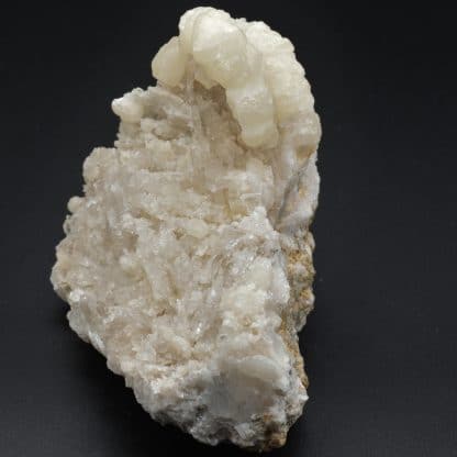 Calcite et baryte, Carrière Carceler, Peyrebrune, Tarn, France.