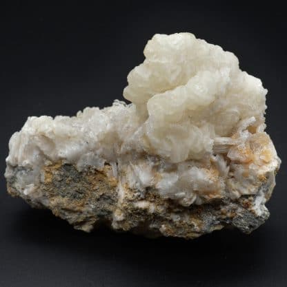 Calcite et baryte, Carrière Carceler, Peyrebrune, Tarn, France.