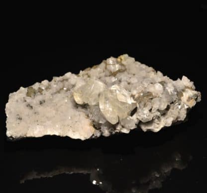 Calcite et dolomite, mine de Trèves, Gard.