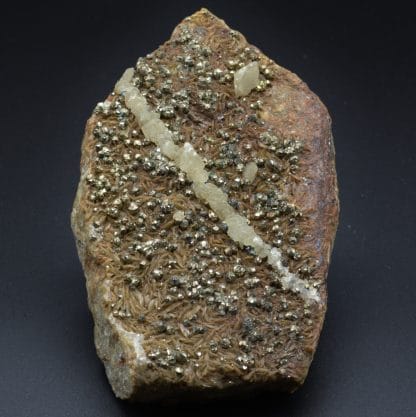 Calcite, sidérite et pyrite, Peyrebrune, Tarn, France.