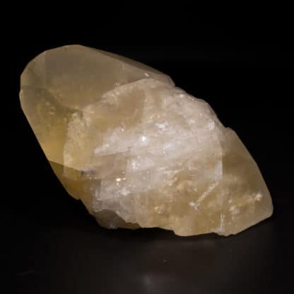 Calcite maclée, mine de Trèves, Gard.