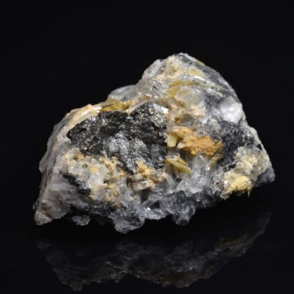 Cannizzarite, sidérite, tétraédrite, La Mure, Isère.