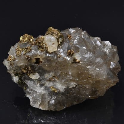 Chalcopyrite sur quartz, Laguépie, Tarn-et-Garonne.