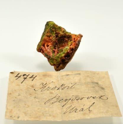 Crocoïte, embreyite, pyromorphite, Beresovsk, Oural, Russie.