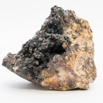 Cuprite, mine du Moulinal, Montroc, Tarn, Occitanie.