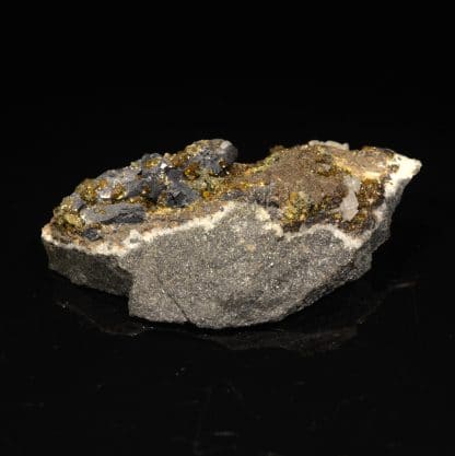 Hydroniumjarosite, galène et sphalérite, mine de Trèves, Gard.