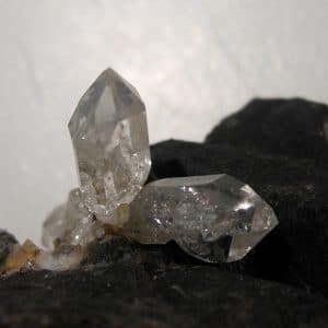 Quartz sceptre de septaria, minéral de Rémuzat, Drôme.