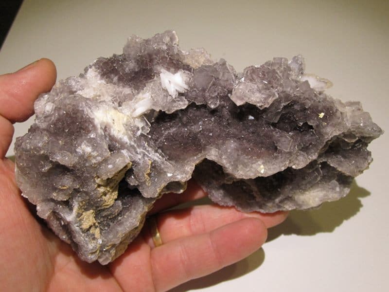 Fluorite violette et Baryte, mine des Porres, Les Arcs, Var.