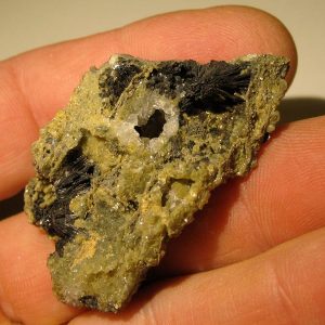 Cronstedtite, mine de Salsigne, Aude.