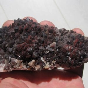 Quartz hématoïde, L'Argentolle, Saint-Prix, Saône-et-Loire.