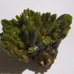 Pyromorphite verte de la mine de Chaillac, Indre.