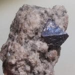Cristal de cuprite, mine de Tsumeb, Namibie.