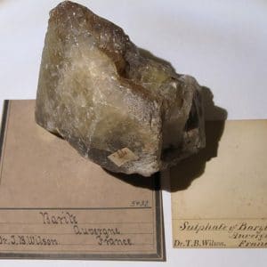 Baryte jaune d'Auvergne (minéral auvergnat).