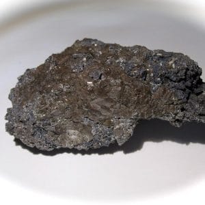 Bromargyrite sur covelline, district minier de Sierra Gorda, Chili.