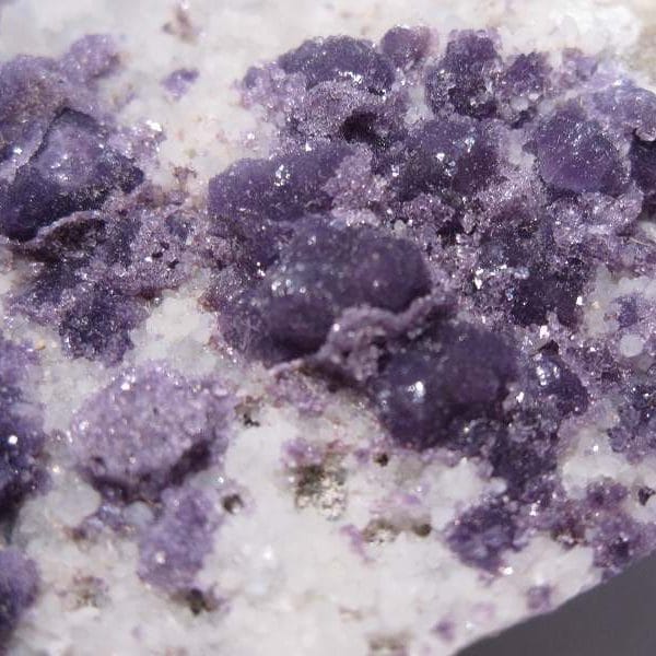 Fluorine violette de Buxières-les-Mines, Allier.