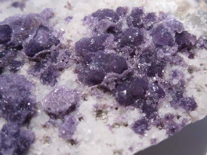 Fluorine violette de Buxières-les-Mines, Allier.