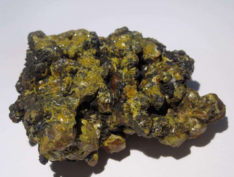 Campylite (mimétite), Dry Gill, Caldbeck, Allerdale, Cumbria, Angleterre.