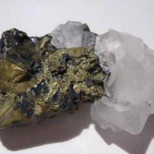 Chalcopyrite et quartz, Le Burg, Tarn.