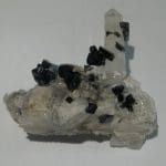 Ilvaïte et quartz, Campiglia Marittima, Grossetto, Italie.