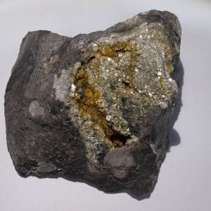 Blende (sphalérite) sur nacrite, Riviéral, Le Bosc, Hérault.