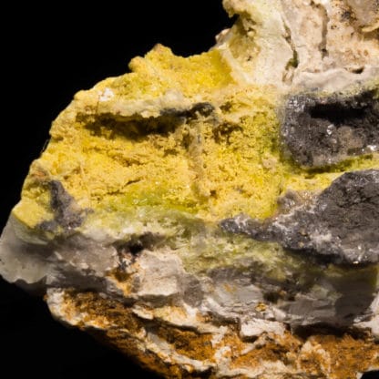 Pyromorphite et Hydroxyapatite, L'Argentolle, Saône-et-Loire, Morvan.