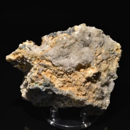 Pharmacolite et tétraédrite, Sainte-Marie-aux-Mines, Haut-Rhin, Alsace.