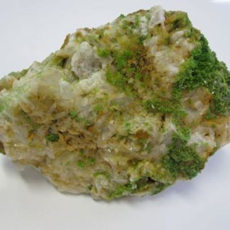 Pyromorphite verte des Farges, Ussel, Corrèze.