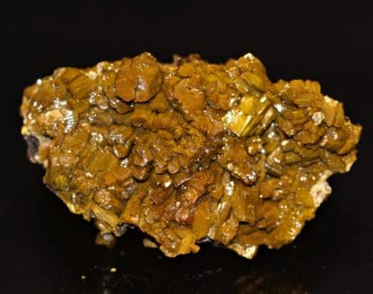 Pyromorphite vert olive, Les Farges, Ussel, Corrèze.