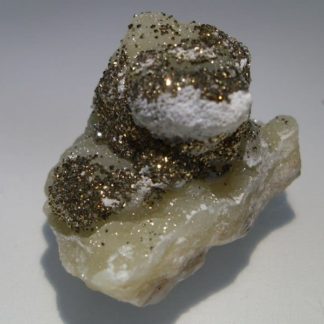 Sidérite verte, pyrite et dolomite de Laguépie, Tarn-et-Garonne.