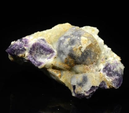 Fluorine violette et quartz, Moustier-Ventadour, Corrèze.