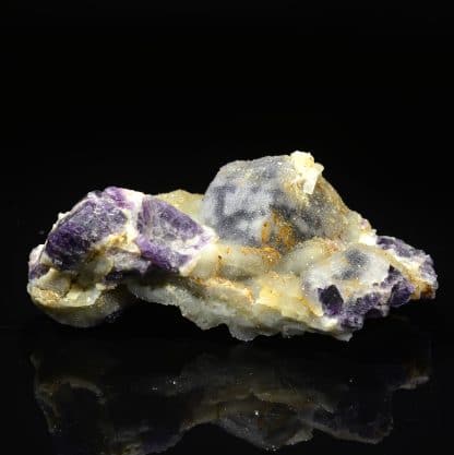 Fluorine violette et quartz, Moustier-Ventadour, Corrèze.