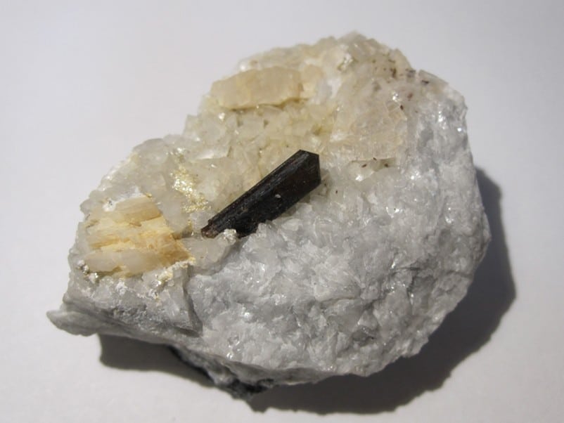 Allanite - dissakasite, Trimouns, Ariège.