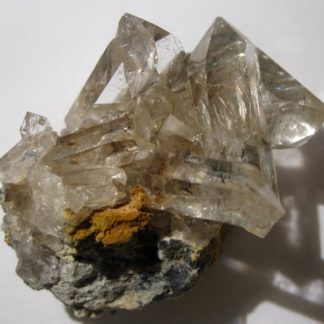 Quartz à inclusions de tourmaline, Notre-Dame-du-Cruet, Savoie.