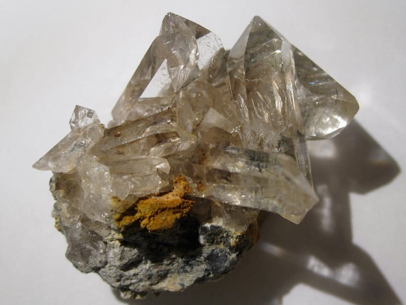 Quartz à tourmalines, Notre Dame du Cruet, Savoie.